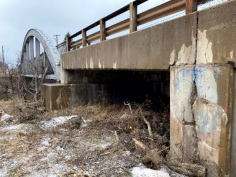 Maple Avenue Bridge in Sussex, N.B., Closed Due to Deteriorated Condition