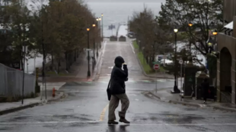 Maritimes Storm Subsides: Winds Ease and Temperatures Drop Tuesday Night