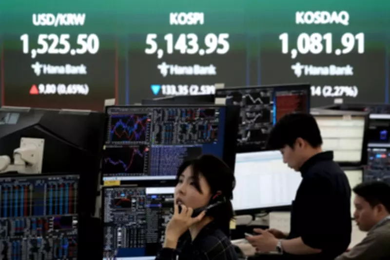 Oil Prices Stabilize, Asian Stocks Dip Amid Mixed Signals on Iran