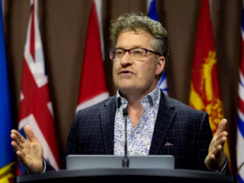 Poll: Canadians Support Trimming OAS Benefits for High-Income Seniors