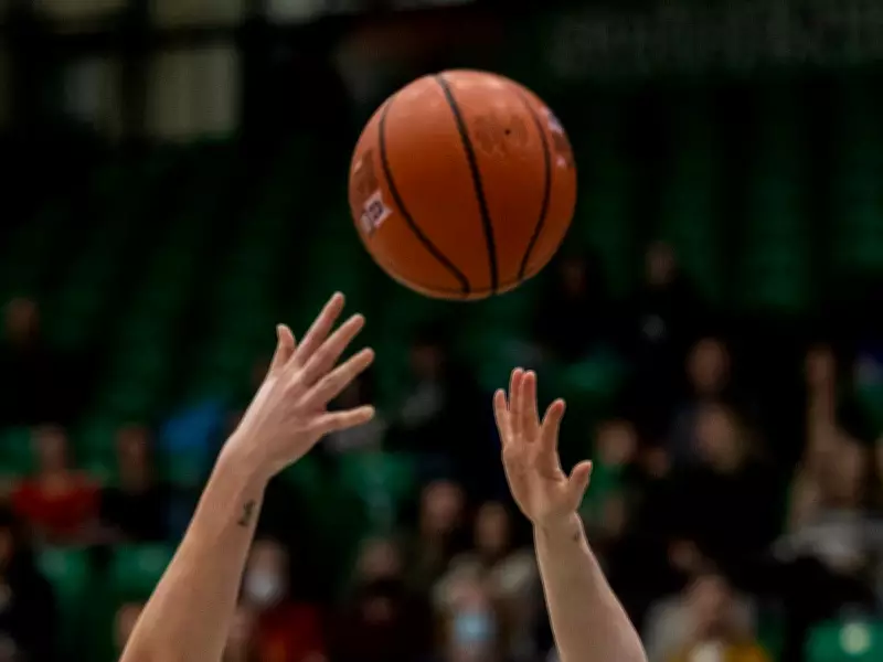 Saskatchewan Huskies Women's Basketball Team Repeats as National Champions