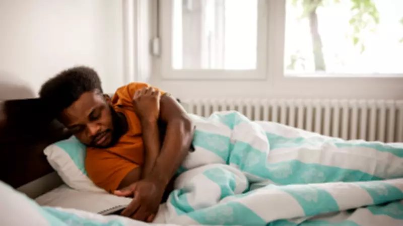 Sleeping Positions and Pillow Choices: Expert Strategies to Prevent Morning Neck Pain