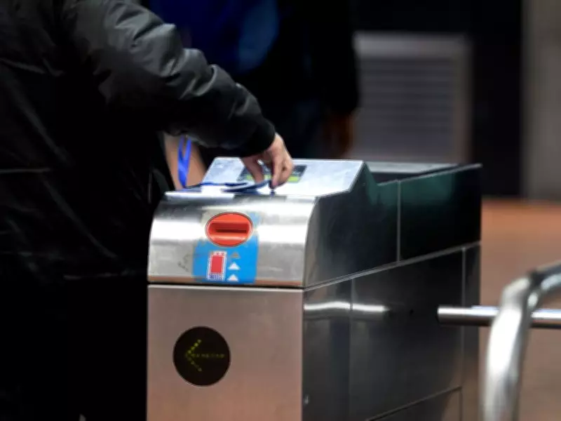 Smoke Incident Halts Montreal Orange Line Service Near Rosemont Station