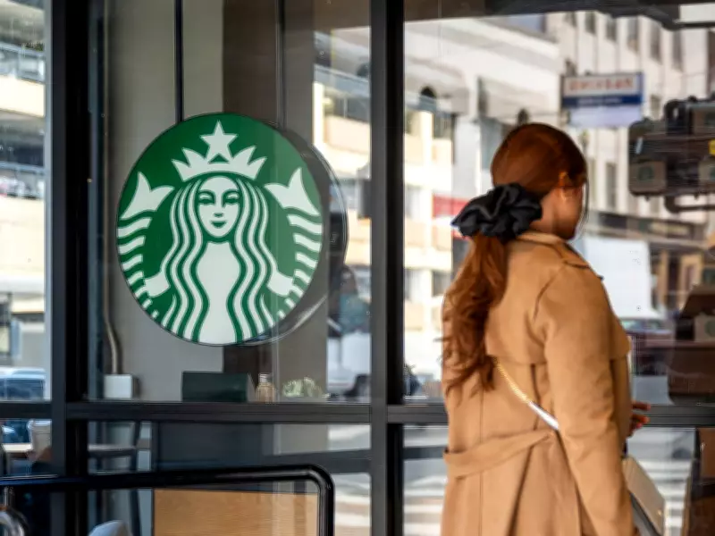 Starbucks' $100M CEO Struggles to Replicate Chipotle Success Amid Operational Woes