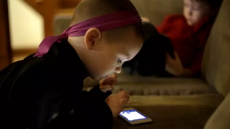 StatCan Study Links Screen Time Guidelines to Improved Youth Well-being