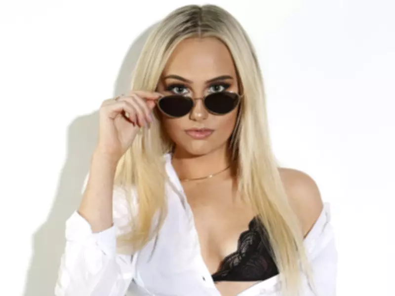 SUNshine Girl Sunny: University Student with Dreams of Psychology and a Red Corvette