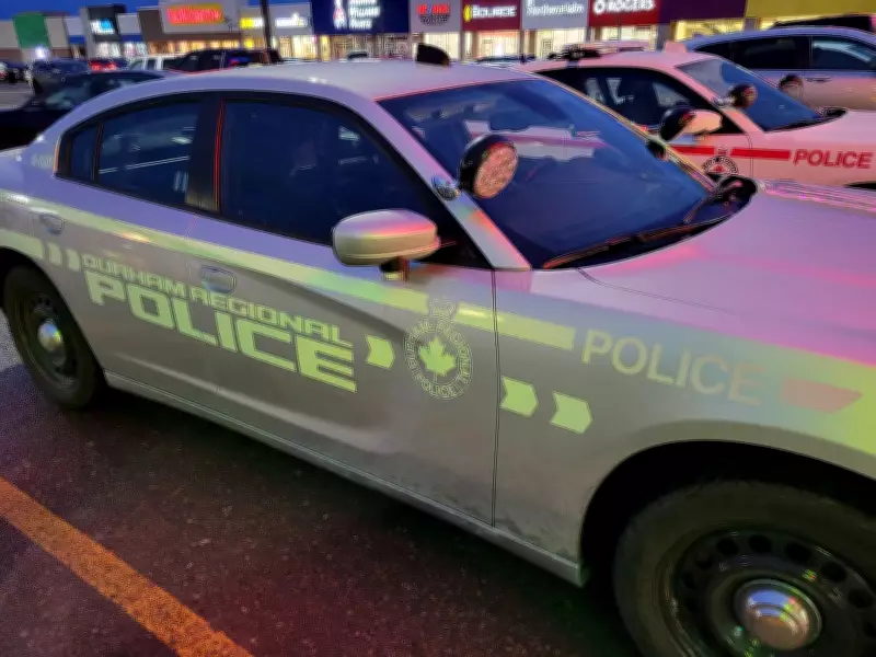 Three Boys Arrested for Bringing Imitation Firearms to Oshawa Mall
