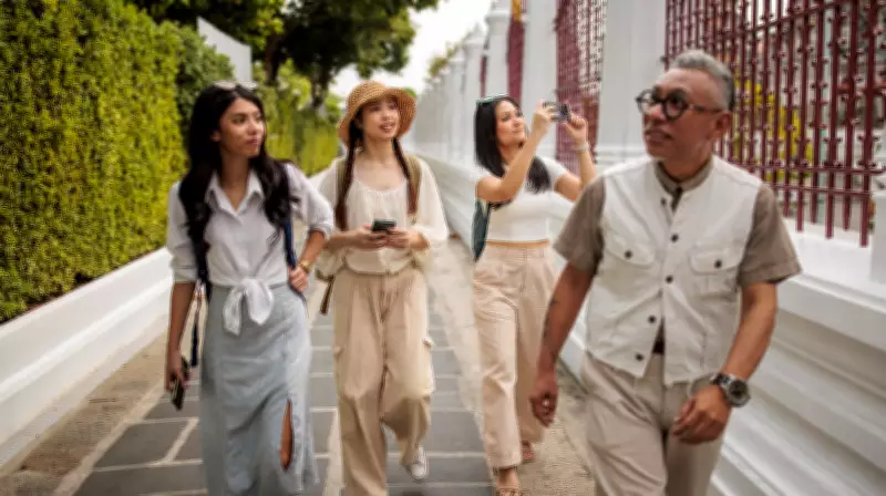 Travel Experts Reveal the Rudest Phrases Tourists Say Abroad