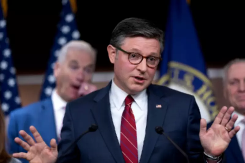 U.S. Government Shutdown Sparks Paycheck Delays and Travel Chaos, Congress Urged to Act