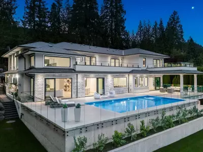 Luxury West Vancouver Estate Sells for $7 Million with 7 Bedrooms, 8 Bathrooms