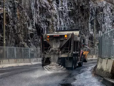 Montreal's Ice Storm Aftermath: Thursday's Openings and Closures Guide