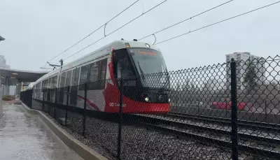 OC Transpo and Mayor Consider O-Train Line 1 Shutdown Amid Ongoing Vehicle Spalling Issues