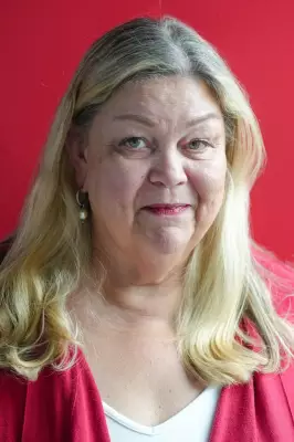 Rose Kingdon, Former Director of Broadcast News at The Canadian Press, Dies at 65