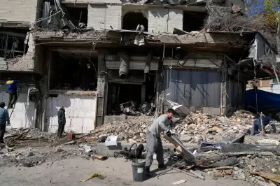 U.S. Navy Sinks Iranian Warship as Tehran Vows to Destroy Regional Infrastructure