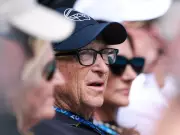 Billionaires Retreat from Gates' Giving Pledge Amid Epstein Scandal Fallout