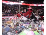 Calgary Hitmen's Eric Tu Enters WHL Playoffs with Confidence After Breakout Season