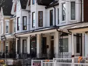 Canadian Real Estate Hits Decade-Low Affordability as Economy Declines