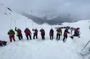 Deadly Avalanche in South Tyrol Claims Two Lives, Traps 25 Skiers Near Austrian Border