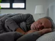 Dear Abby: Husband Discovers He Prefers Sleeping Alone After 44-Year Marriage