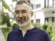 Dear Abby: Man's Silk Tights Comfort Sparks Self-Reflection in 50s