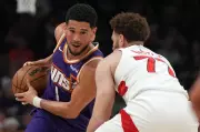 Devin Booker Leads Phoenix Suns to Decisive 120-98 Victory Over Toronto Raptors