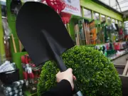 Gardening Tools Evolve to Meet Modern Demands Across Generations
