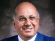 Joe Bowen Retires After 44 Seasons, Recalls Wild St. Louis Blues Rivalry Tales