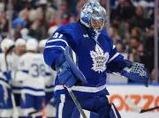 Maple Leafs' Historic Losing Streak Deepens with 5-2 Loss to Lightning
