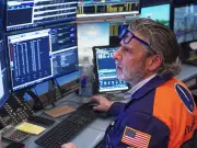 Market Turmoil: Airlines Plunge, Defense and Energy Stocks Soar Amid Iran Conflict