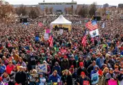 Minneapolis Hosts Massive 'No Kings' Protest with 200,000 Rallying Against Trump