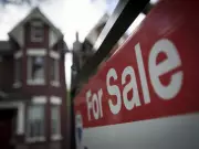 Mortgage Rates Climb Amid Iran Conflict, Housing Market Stalls