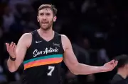 NBA's Luke Kornet Urges Hawks to Cancel Strip Club Promotion Night
