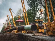 New Oil Pipelines Could Inject $31 Billion Into Canadian Economy, Report Finds