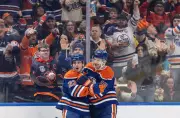 Oilers Triumph Over Predators 3-1, But Lose Draisaitl to Injury