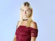 SUNshine Girl Natasha: A Capricorn with Diverse Passions from Modeling to Baking