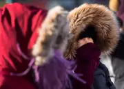 Toronto Braces for Powerful 80 km/h Winds Following Monday Night Snowfall