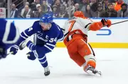 Toronto Maple Leafs Rally Around Auston Matthews After Knee Injury