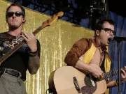 Weezer Announces Vancouver Concert as Part of 'The Gathering' North American Tour
