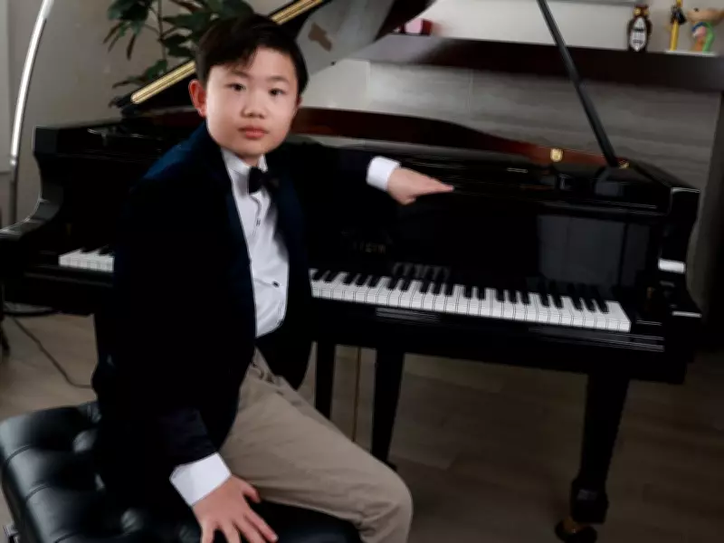 10-Year-Old Piano Prodigy Ethan Wang Wins Grand Prix, Impresses Judges