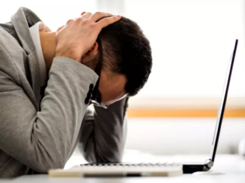 40% of Canadians Skip Vacation as Burnout Reaches Record Levels