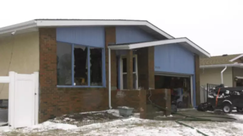 6 Hospitalized After West-End Edmonton House Fire