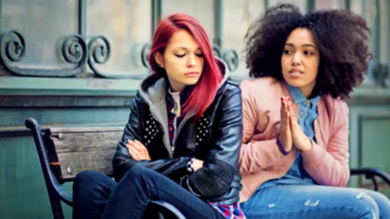 7 Apology Mistakes to Avoid, According to Etiquette Experts