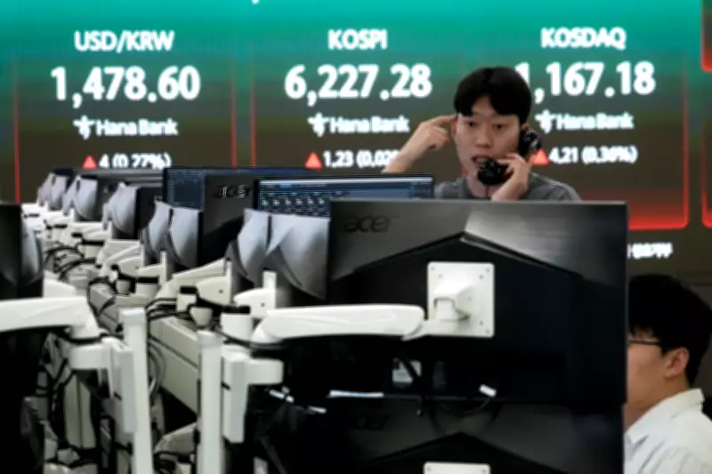 Asian Markets Mixed, Oil Prices Fall Amid Wall Street Record on Ceasefire Hopes