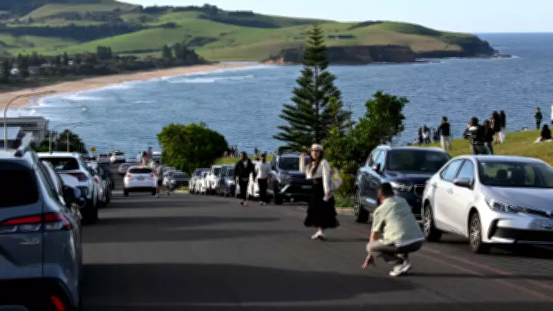 Australia's 'Most Beautiful' Street Tired of Viral Fame Causing Overcrowding
