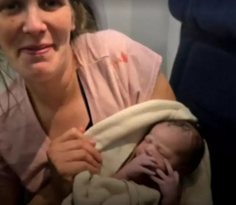 Baby Born Aboard Delta Flight to Oregon in Mid-Air Surprise