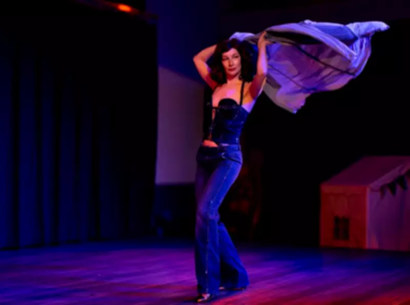 Barrie Burlesque Performers Advocate for By-law Change, Citing Empowerment