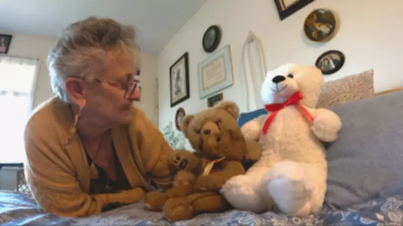B.C. senior overcomes loneliness by giving away teddy bears with bus driver's help