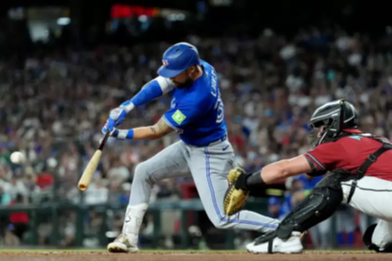 Blue Jays OF Nathan Lukes leaves game with sore left hamstring