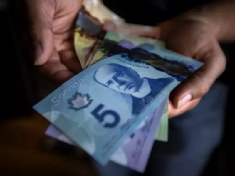 Canadian Consumers Shift Spending Priorities Amid Economic Concerns