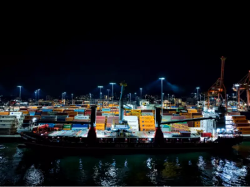 DP World Enhances Salish Sea Gateway with New Mobile Harbour Crane in Vancouver